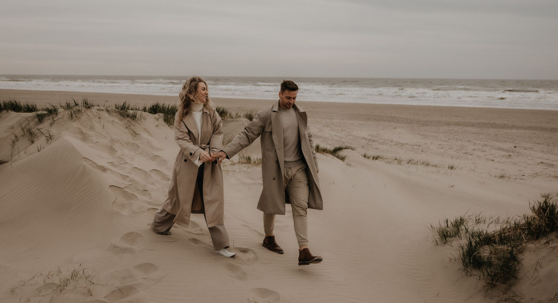 Coupleshooting in Holland am Strand